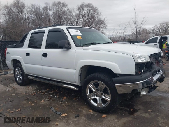 2005 Chevrolet Avalanche Z71 with VIN 3GNEK12Z65G200232, listed as a IAAI auction lot 41128043 with 173,874 mi miles. Bid and sale history available at carsss.com. Image 14.