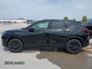 2023 Chevrolet Blazer LT z VIN 3GNKBCR49PS185542, wystawiony jako IAAI lot #41975537 z przebiegiem 24 129 mil mil oraz . Historia ofert i sprzedaży dostępna na DreamBid. Obrazek 14.