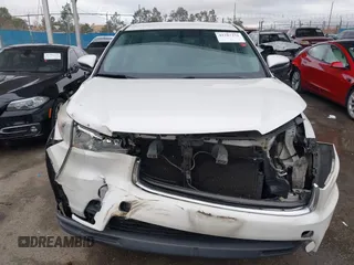 2016 Toyota Highlander LE Plus z VIN 5TDZKRFH7GS171063, wystawiony jako IAAI lot #41787351 z przebiegiem 67 779 mil mil oraz . Historia ofert i sprzedaży dostępna na DreamBid. Obrazek 13.