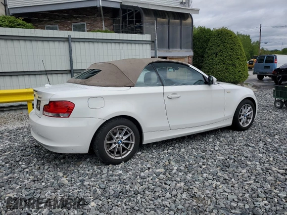 2011 BMW 1 Series 128i with VIN WBAUN1C57BVH83226, listed as a Copart auction lot 57753625 with 55,985 mi miles and Clean title. Bid and sale history available at DreamBid. Image 3.