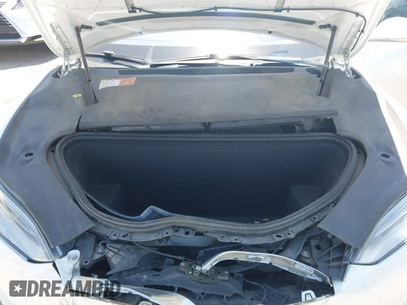 2017 Tesla Model S 100D with VIN 5YJSA1E20HF232570, listed as a IAAI auction lot 42037409 with 68,957 mi miles and . Bid and sale history available at DreamBid. Image 10.