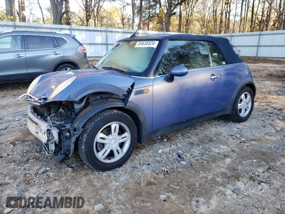 2005 MINI Convertible z VIN WMWRF334X5TF62385, wystawiony jako Copart lot #84635524 z przebiegiem 236 258 mil mil oraz Szkoda całkowita • Salvage title. Historia ofert i sprzedaży dostępna na DreamBid. Obrazek 1.