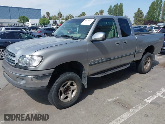 2001 Toyota Tundra SR5 with VIN 5TBRN34101S151862, listed as a IAAI auction lot 42130664 with 228,990 mi miles and . Bid and sale history available at DreamBid. Image 18.