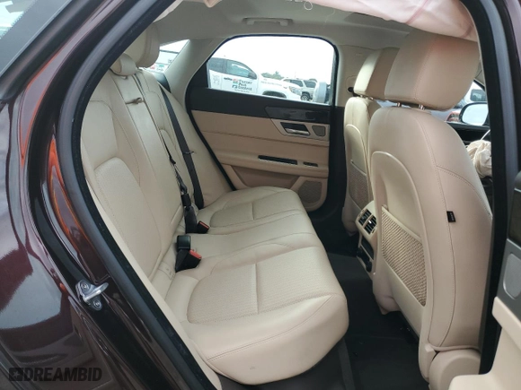 2016 Jaguar XF 35t Prestige with VIN SAJBE4BV3GCY18665, listed as a Copart auction lot 41925005 with 100,530 mi miles and Salvage Title. Bid and sale history available at carsss.com. Image 10.