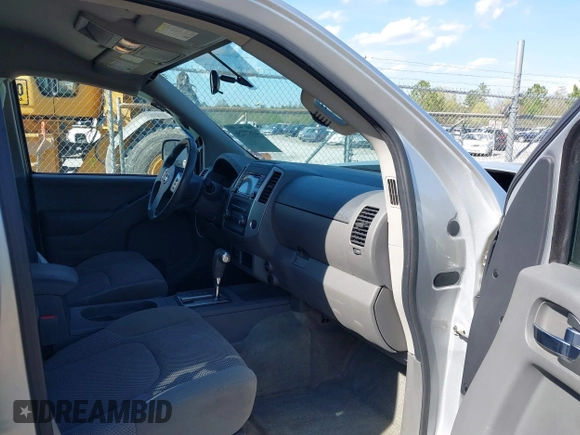 2017 Nissan Frontier SV with VIN 1N6AD0ER8HN751858, listed as a IAAI auction lot 41877256 with 84,007 mi miles and . Bid and sale history available at DreamBid. Image 5.