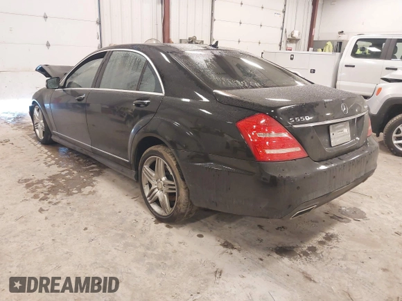 2012 Mercedes-Benz S 550 with VIN WDDNG9EB2CA481521, listed as a IAAI auction lot 41488845 with 89,186 mi miles and . Bid and sale history available at DreamBid. Image 3.