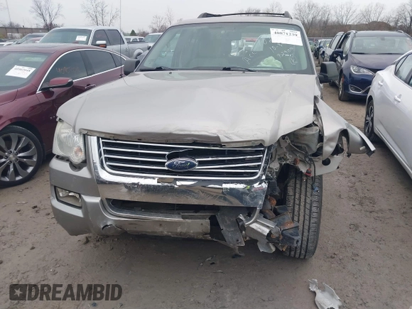 2008 Ford Explorer XLT z VIN 1FMEU73E78UB29010, wystawiony jako IAAI lot #40871239 z przebiegiem 216 448 mil mil oraz . Historia ofert i sprzedaży dostępna na DreamBid. Obrazek 6.