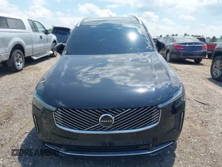 2025 Volvo XC90 Plus with VIN YV4062PB3S1366904, listed as a IAAI auction lot 42651118 with 10,380 mi miles and . Bid and sale history available at DreamBid. Image 12.