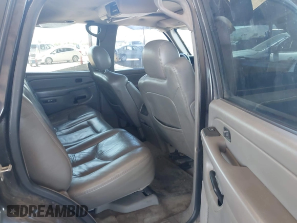 2005 Chevrolet Tahoe LS z VIN 1GNEK13T85J120343, wystawiony jako IAAI lot #42059003 z przebiegiem 244 834 mil mil oraz . Historia ofert i sprzedaży dostępna na DreamBid. Obrazek 8.