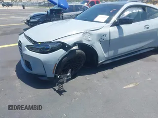 2021 BMW M4 Competition z VIN WBS33AZ08MCG54855, wystawiony jako IAAI lot #42269042 z przebiegiem 15 890 mil mil oraz . Historia ofert i sprzedaży dostępna na DreamBid. Obrazek 6.