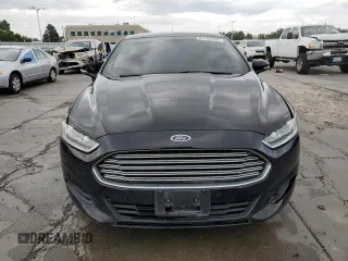2016 Ford Fusion SE with VIN 3FA6P0H7XGR105913, listed as a Copart auction lot 61786365 with 118,877 mi miles and Salvage title. Bid and sale history available at DreamBid. Image 5.