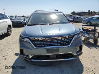 2024 Kia Carnival SX with VIN KNDNE5H32R6402454, listed as a Copart auction lot 70061644 with 7,956 mi miles and Salvage Title. Bid and sale history available at carsss.com. Image 5.