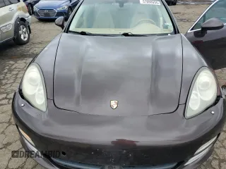 2010 Porsche Panamera S z VIN WP0AB2A7XAL062303, wystawiony jako Copart lot #57880055 z przebiegiem 137 131 mil mil oraz Szkoda całkowita • Salvage title. Historia ofert i sprzedaży dostępna na DreamBid. Obrazek 11.