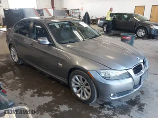 2011 BMW 3 Series 328i xDrive with VIN WBAPK5G55BNN24531, listed as a IAAI auction lot 42028562 with 110,431 mi miles. Bid and sale history available at carsss.com. Image 1.