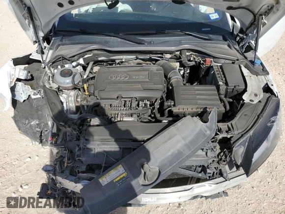 2018 Audi TT z VIN TRUC5AFV3J1001815, wystawiony jako Copart lot #49773065 z przebiegiem Nie podano mil oraz Szkoda całkowita • Salvage title. Historia ofert i sprzedaży dostępna na DreamBid. Obrazek 12.