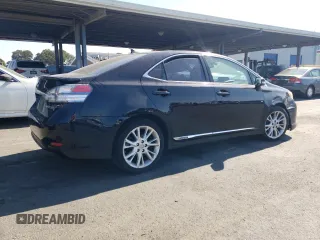 2010 Lexus HS with VIN JTHBB1BA7A2019907, listed as a Copart auction lot 73031364 with 231,898 mi miles and Salvage Title. Bid and sale history available at carsss.com. Image 3.