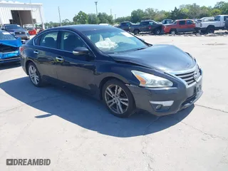 2013 Nissan Altima 3.5 SL with VIN 1N4BL3AP3DN515859, listed as a IAAI auction lot 42006305 with 158,472 mi miles. Bid and sale history available at carsss.com. Image 1.