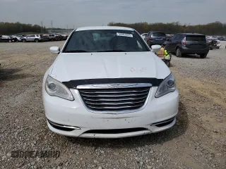 2012 Chrysler 200 Touring with VIN 1C3CCBBB1CN267514, listed as a Copart auction lot 50982065 with 191,182 mi miles and Clean Title. Bid and sale history available at DreamBid. Image 5.