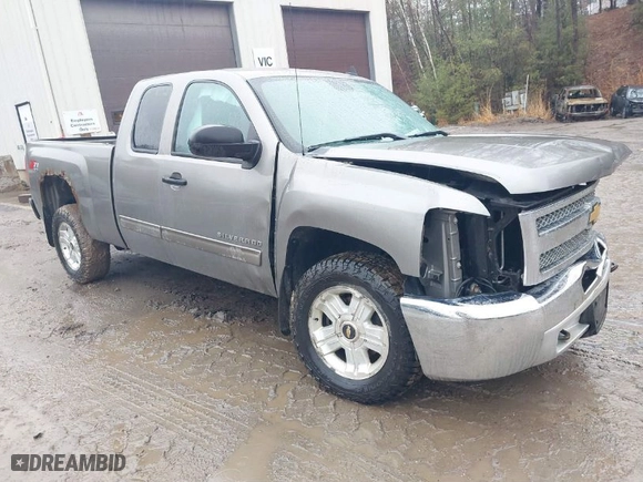 2012 Chevrolet Silverado 1500 LT with VIN 1GCRKSE74CZ206988, listed as a IAAI auction lot 41817685 with 171,829 mi miles. Bid and sale history available at carsss.com. Image 1.