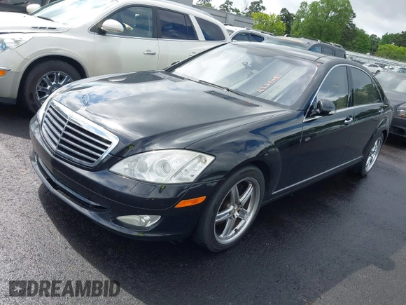 2007 Mercedes-Benz S 550 z VIN WDDNG71X47A094691, wystawiony jako IAAI lot #42251493 z przebiegiem 170 831 mil mil oraz . Historia ofert i sprzedaży dostępna na DreamBid. Obrazek 2.