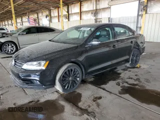 2016 Volkswagen Jetta SEL z VIN 3VWL07AJXGM347854, wystawiony jako Copart lot #53803895 z przebiegiem 107 384 mil mil oraz Szkoda całkowita • Salvage title. Historia ofert i sprzedaży dostępna na DreamBid. Obrazek 1.
