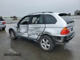 2001 BMW X5 4.4i with VIN WBAFB33571LH19064, listed as a Copart auction lot 49243495 with 295,923 mi miles and Non Repairable. Bid and sale history available at carsss.com. Image 2.