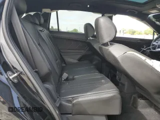 2024 Volkswagen Tiguan SE R-Line Black z VIN 3VVCB7AX8RM072281, wystawiony jako Copart lot #54356745 z przebiegiem 10 562 mil mil oraz Szkoda całkowita • Salvage title. Historia ofert i sprzedaży dostępna na DreamBid. Obrazek 11.