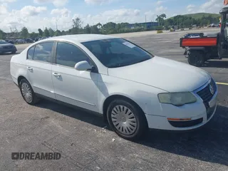 2007 Volkswagen Passat with VIN WVWJK73C67P003094, listed as a IAAI auction lot 42692679 with 143,860 mi miles and . Bid and sale history available at DreamBid. Image 1.