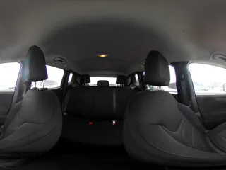 2018 Jeep Renegade Latitude with VIN ZACCJABB8JPG83883, listed as a IAAI auction lot 41940718 with 57,688 mi miles. Bid and sale history available at carsss.com. Image 18.