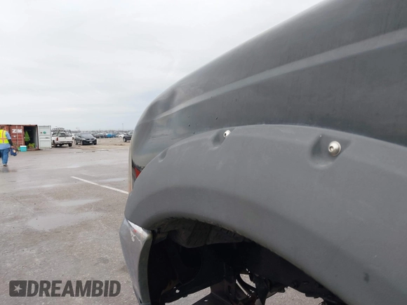2003 Ford F-350 XL with VIN 1FTSW31P83EB99522, listed as a IAAI auction lot 41883514 with Not Provided miles and . Bid and sale history available at DreamBid. Image 6.