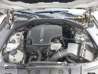 2013 BMW 5 Series 528i with VIN WBAXG5C5XDDY31063, listed as a IAAI auction lot 41713713 with Not Provided miles and . Bid and sale history available at carsss.com. Image 10.