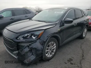 2020 Ford Escape SE с VIN 1FMCU0G60LUB93237, выставлен на аукционе Copart как лот 49292085 с пробегом 40 935 миль миль и Списание • Salvage title. История ставок и продаж доступна на DreamBid. Изображение 1.