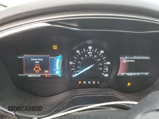 2020 Ford Fusion Hybrid SE with VIN 3FA6P0LUXLR106731, listed as a Copart auction lot 40049003 with 36,576 mi miles. Bid and sale history available at carsss.com. Image 9.