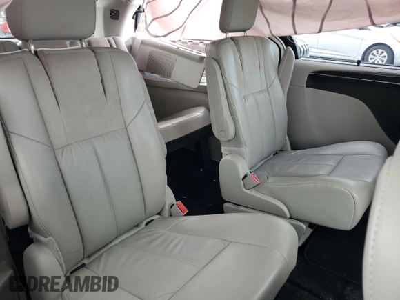 2016 Chrysler Town & Country Limited Platinum with VIN 2C4RC1GG8GR215732, listed as a Copart auction lot 46291215 with 118,192 mi miles and Salvage Title. Bid and sale history available at carsss.com. Image 11.