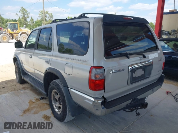 2000 Toyota 4Runner SR5 with VIN JT3GN86R5Y0152635, listed as a IAAI auction lot 42076738 with 278,113 mi miles and . Bid and sale history available at DreamBid. Image 3.