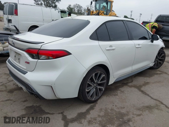 2020 Toyota Corolla XSE with VIN 5YFT4RCE4LP050195, listed as a IAAI auction lot 41895558 with 95,575 mi miles. Bid and sale history available at carsss.com. Image 4.
