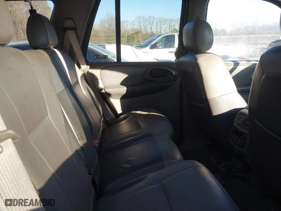 2002 Chevrolet TrailBlazer LTZ with VIN 1GNDS13S522272699, listed as a IAAI auction lot 41442784 with 296,144 mi miles. Bid and sale history available at carsss.com. Image 8.