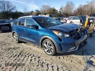 2018 Kia Niro Touring with VIN KNDCE3LC8J5164820, listed as a Copart auction lot 46620555 with 140,511 mi miles and Salvage Title. Bid and sale history available at carsss.com. Image 4.