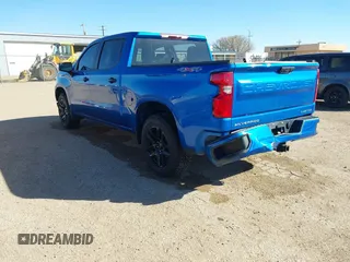 2022 Chevrolet Silverado 1500 Custom with VIN 3GCPDBEK3NG631658, listed as a IAAI auction lot 41647603 with 1 mi miles. Bid and sale history available at carsss.com. Image 3.