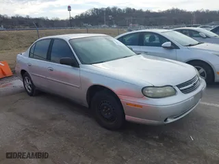 2002 Chevrolet Malibu with VIN 1G1ND52J32M690070, listed as a IAAI auction lot 41660992 with 240,455 mi miles. Bid and sale history available at carsss.com. Image 1.