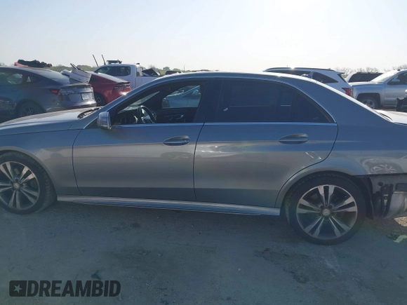2015 Mercedes-Benz E 350 Sport with VIN WDDHF5KB4FB092696, listed as a IAAI auction lot 41913751 with 154,063 mi miles and . Bid and sale history available at DreamBid. Image 14.