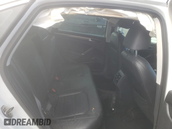 2017 Volkswagen Passat SE z VIN 1VWBT7A31HC022453, wystawiony jako Copart lot #88777855 z przebiegiem Nie podano mil oraz Szkoda całkowita • Salvage title. Historia ofert i sprzedaży dostępna na DreamBid. Obrazek 11.