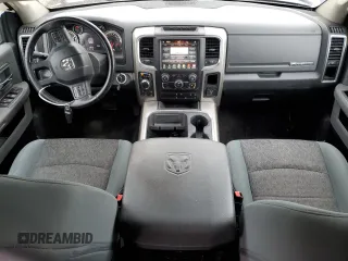 2017 Ram 1500 Big Horn z VIN 1C6RR7LG7HS606451, wystawiony jako Copart lot #50541005 z przebiegiem 133 891 mil mil oraz Szkoda całkowita • Salvage title. Historia ofert i sprzedaży dostępna na DreamBid. Obrazek 8.