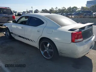 2009 Dodge Charger R/T with VIN 2B3LA53T89H576619, listed as a IAAI auction lot 41134447 with 171,742 mi miles. Bid and sale history available at carsss.com. Image 3.