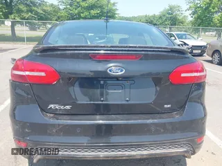 2015 Ford Focus SE с VIN 1FADP3F25FL332956, выставлен на аукционе IAAI как лот 42452810 с пробегом 131 983 миль миль и . История ставок и продаж доступна на DreamBid. Изображение 17.
