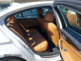 2021 BMW 5 Series 530i z VIN WBA53BH01MWW96851, wystawiony jako IAAI lot #41997994 z przebiegiem 85 608 mil mil oraz . Historia ofert i sprzedaży dostępna na DreamBid. Obrazek 8.