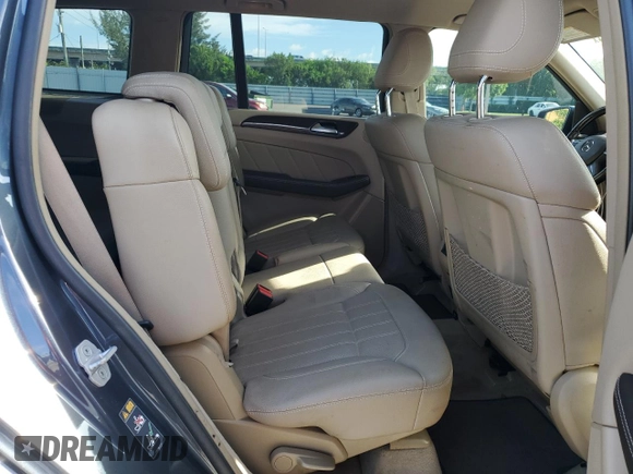 2015 Mercedes-Benz GL with VIN 4JGDF2EE8FA589166, listed as a Copart auction lot 60533654 with 201,384 mi miles and Salvage Title. Bid and sale history available at carsss.com. Image 10.