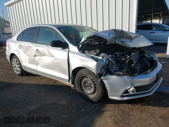 2015 Volkswagen Jetta SE z VIN 3VWD17AJ6FM257858, wystawiony jako IAAI lot #41007963 z przebiegiem 165 064 mil mil oraz . Historia ofert i sprzedaży dostępna na DreamBid. Obrazek 1.