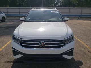 2022 Volkswagen Tiguan SE z VIN 3VV3B7AX9NM177342, wystawiony jako Copart lot #62264715 z przebiegiem 35 413 mil mil oraz Szkoda całkowita • Salvage title. Historia ofert i sprzedaży dostępna na DreamBid. Obrazek 5.
