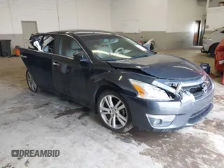 2013 Nissan Altima SL z VIN 1N4BL3AP0DN471979, wystawiony jako IAAI lot #41326964 z przebiegiem 119 939 mil mil oraz . Historia ofert i sprzedaży dostępna na DreamBid. Obrazek 1.